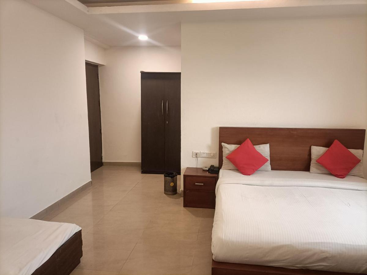 Hotel Star Light Új-Delhi Kültér fotó