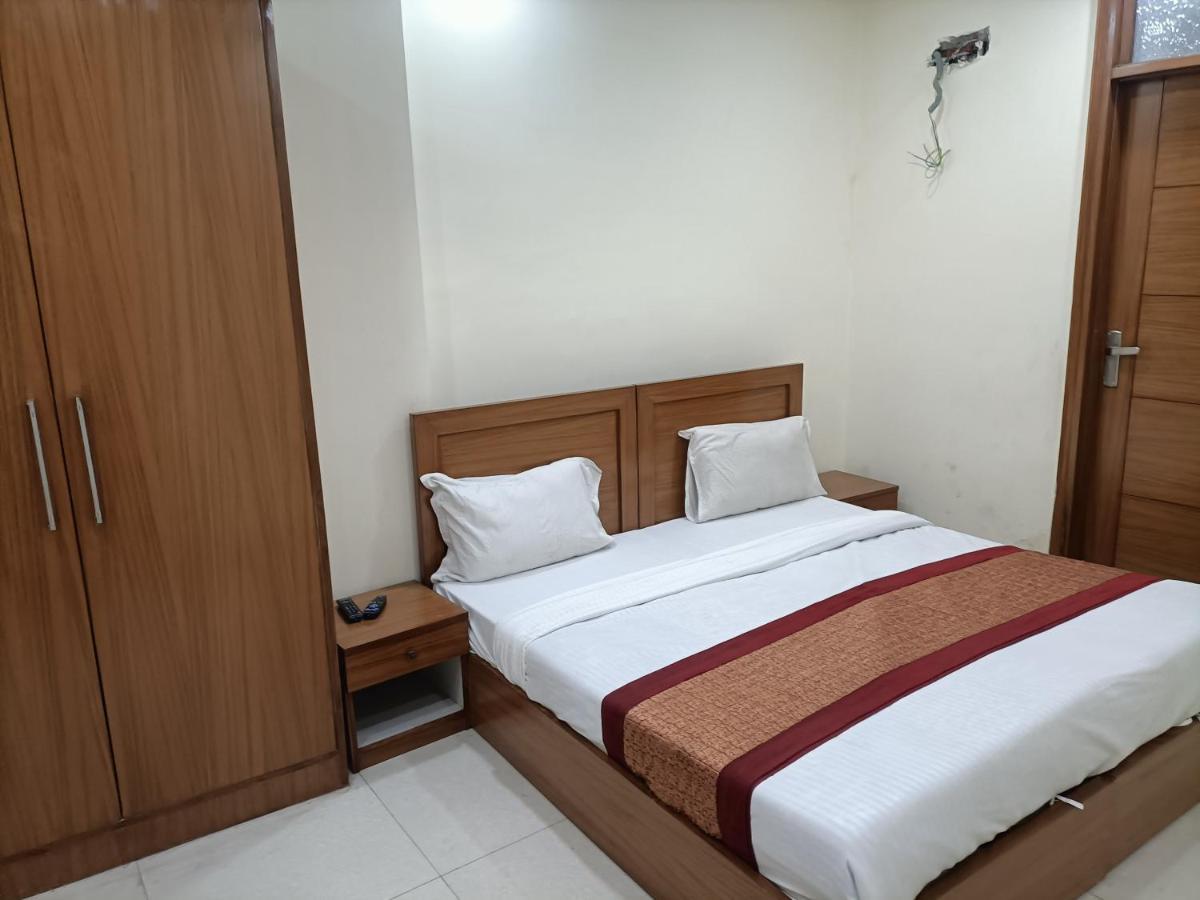 Hotel Star Light Új-Delhi Kültér fotó